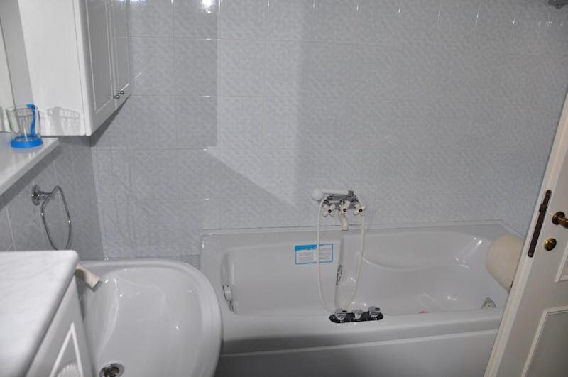 Casa Dina Apartment Домасо Екстериор снимка