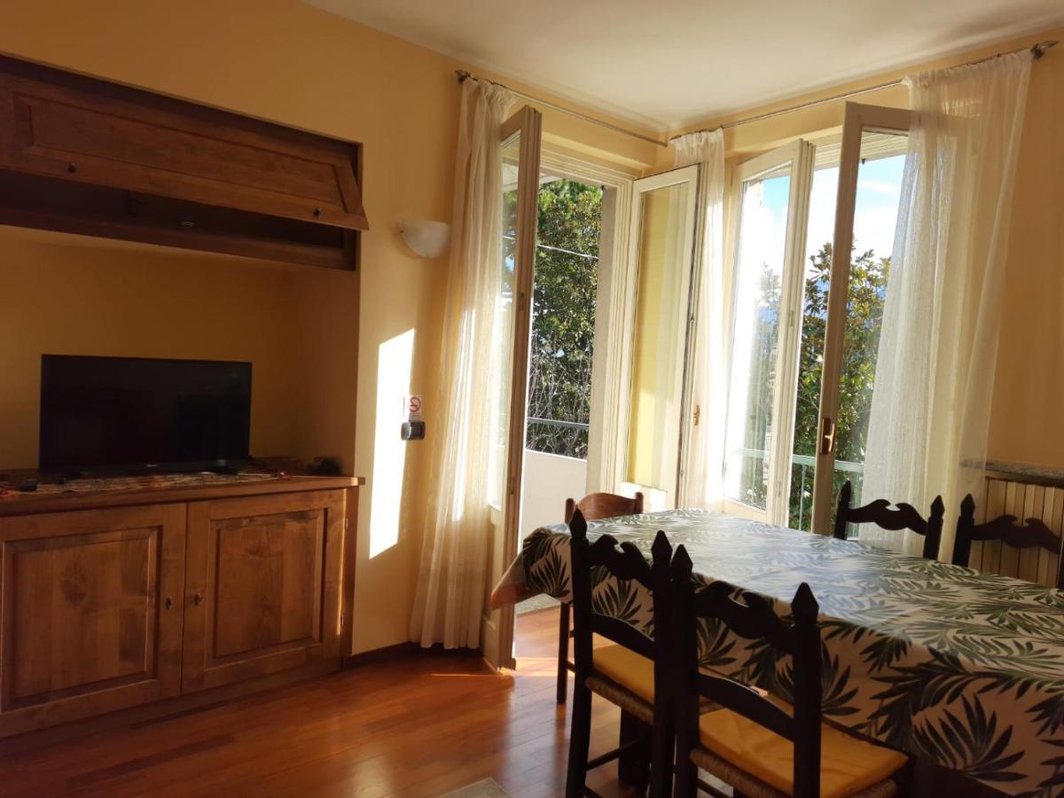 Casa Dina Apartment Домасо Екстериор снимка
